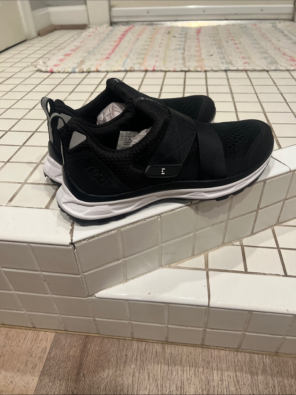 Slipstream Women's Indoor Cycling Shoes - Picture 3 of 4